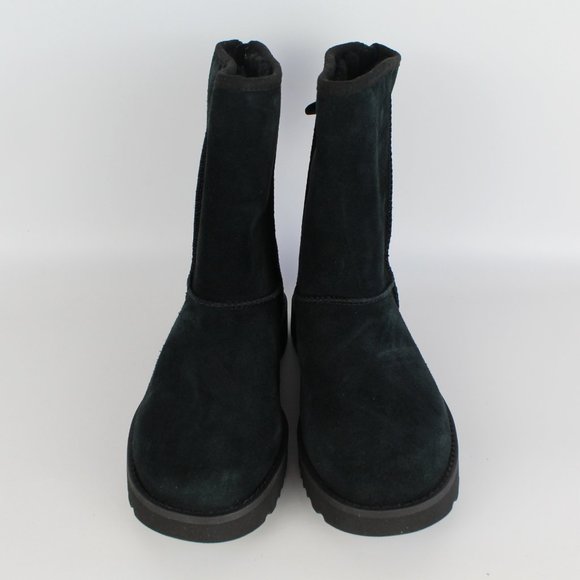 NEW UGG Classic Short Logo Zip Suede Boot - Picture 4 of 14